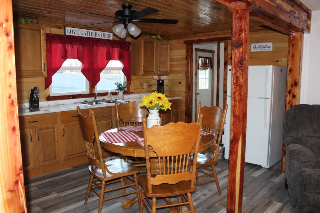 The Farmhouse Peaceful Valley Lake and Cabins